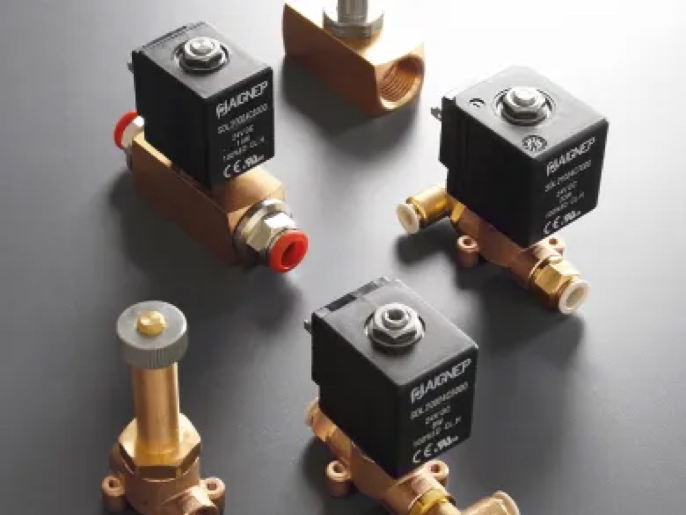 Aignep Electrovalve cu acțiune directă 2/2-3/2, dimensiune medie seria 02F